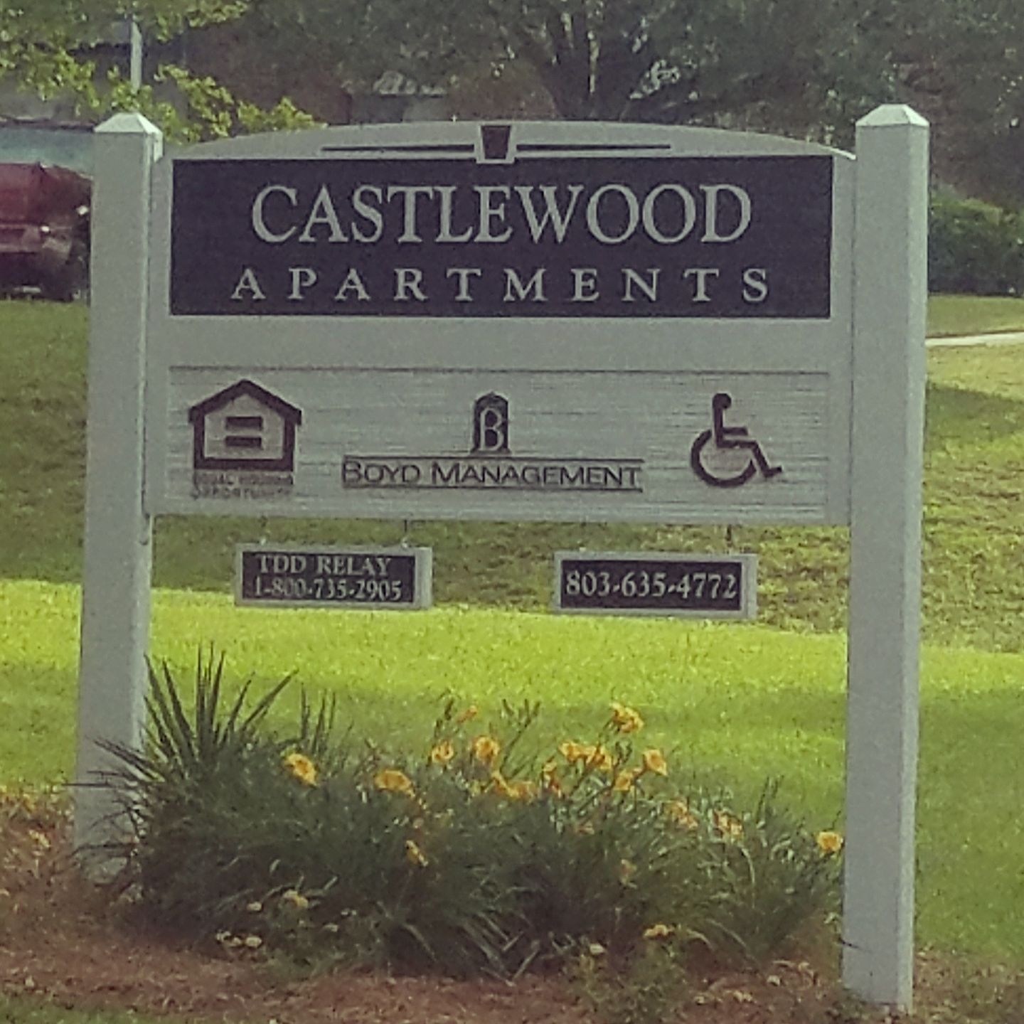 Castlewood Apartments